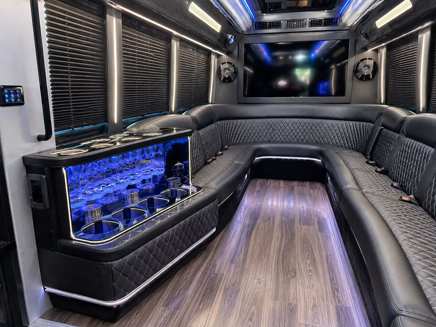 Jacksonville Winery Tour & Pub Crawl Transportation party bus exterior